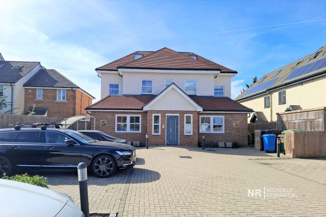 Cox  Lane, Ewell photo 3