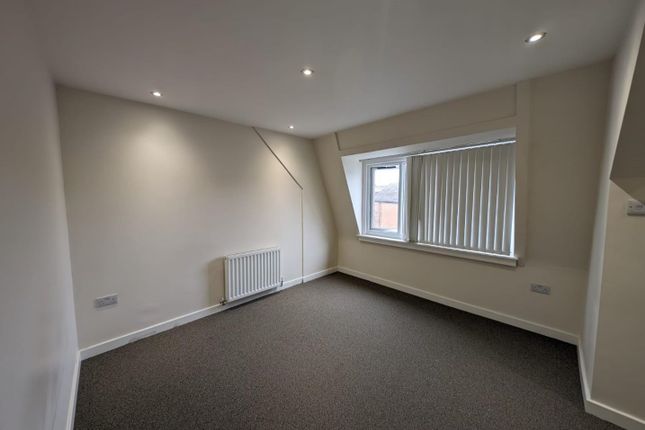 Flat to rent in Roxburgh Terrace, Whitley Bay