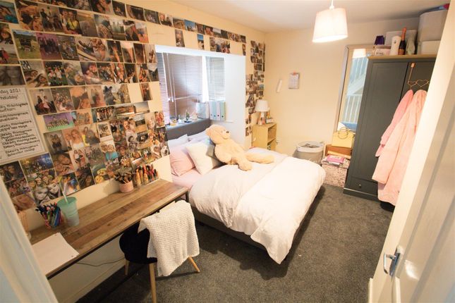 Grimthorpe Place, Leeds photo 5