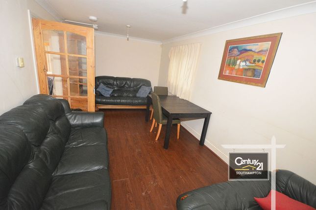 Gordon Avenue, SOUTHAMPTON photo 3