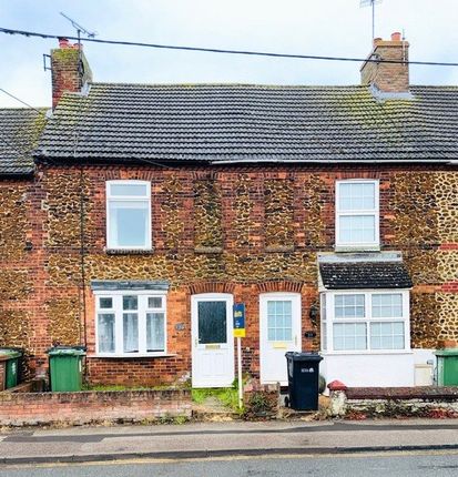 Thumbnail Terraced house for sale in Southend Road, Hunstanton, Norfolk