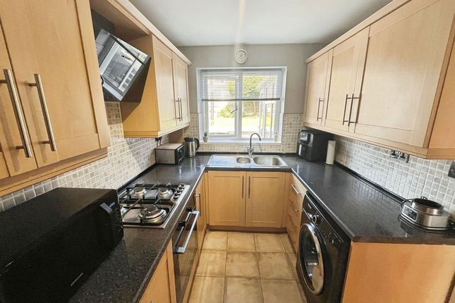 154, Somerton Road, Bolton photo 3