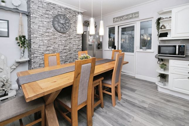 9 Pine View Road, Torquay photo 4