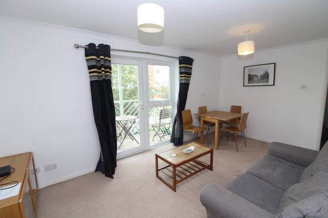 15 Cypher House, City Centre, Swansea photo 4