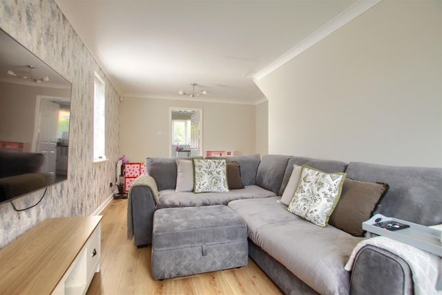 7, Morlais Court, Stockton-On-Tees photo 3