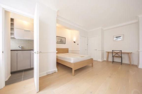 Thumbnail Studio to rent in George Street, Marylebone, London