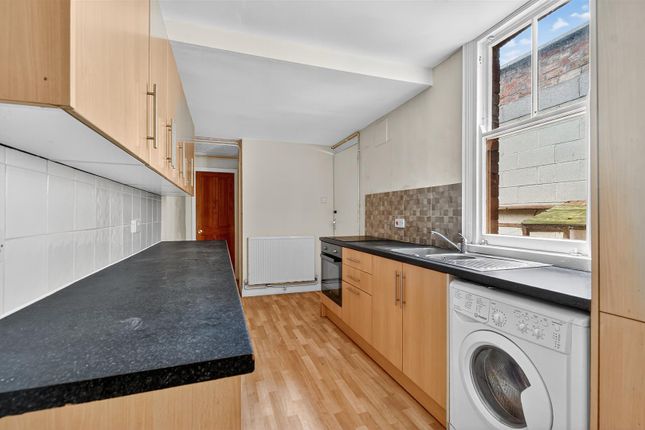 3, Cameron Grove, York photo 2