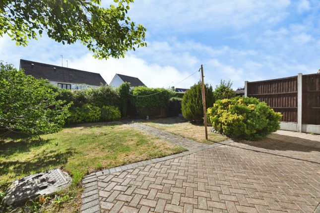5, Burns Avenue, Essex photo 4
