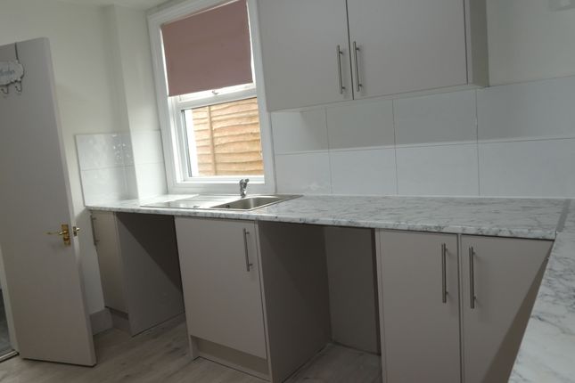 2, Linden Road, Littlehampton photo 3