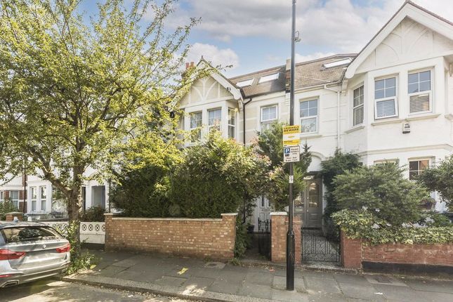 Thumbnail Property for sale in First Avenue, London