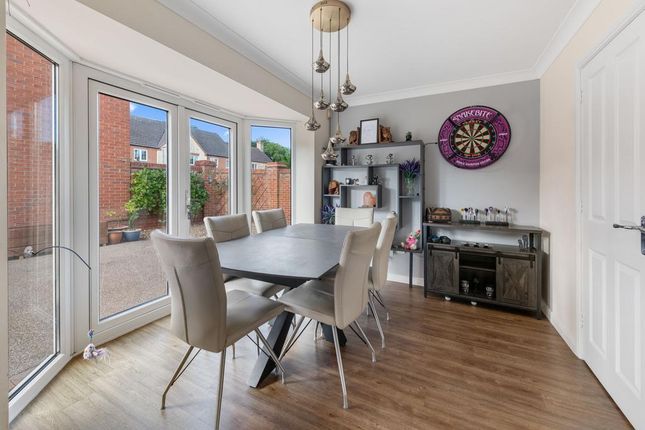 19, Sir Peter Scott Road, Spalding photo 4