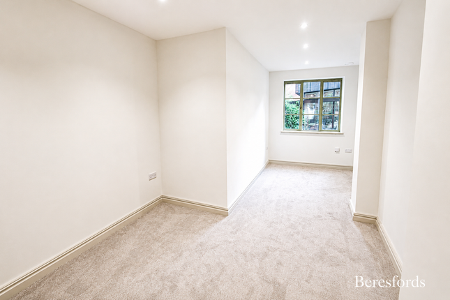 Flat 2, 25, Trinity Street, Colchester photo 5
