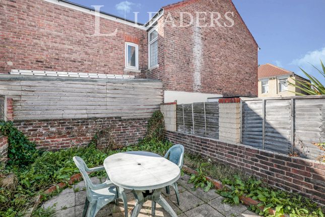 Room 2, 17, Norman Road, Southsea photo 4
