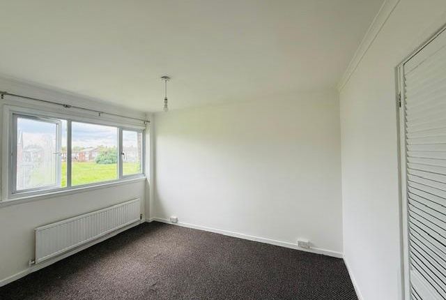 ., Common Road, Langley photo 4