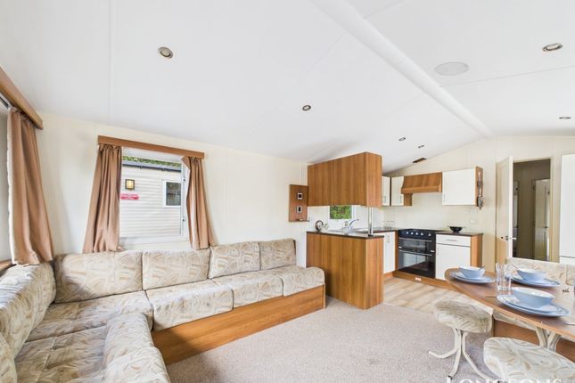 Cam02173G0 Pr0280 Still072