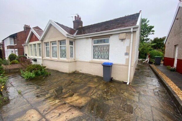 2 bed bungalow to rent in Codale Avenue, Blackpool FY2