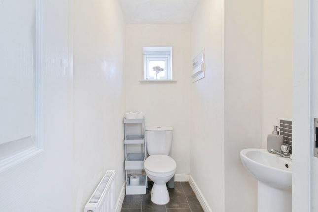4, Cordelia Drive, Leicester photo 3