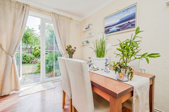 8, Hayes Road, Penarth photo 4