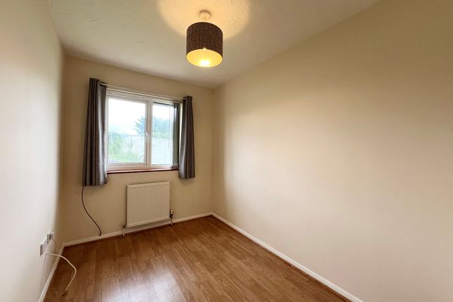 Bungalow to rent in Pine Ridge, Beck Row, Bury St. Edmunds