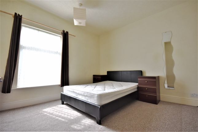 40, Hollis Road, Coventry photo 5