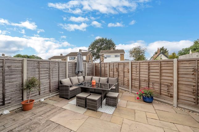 23, Mitre Close, Bury St. Edmunds photo 4