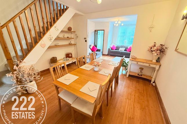 7, Taylor Street, Warrington photo 3