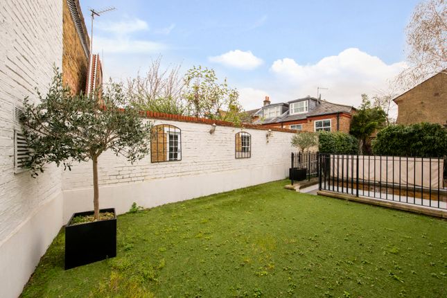 Property for sale in Sadlers Gate Mews, Commondale