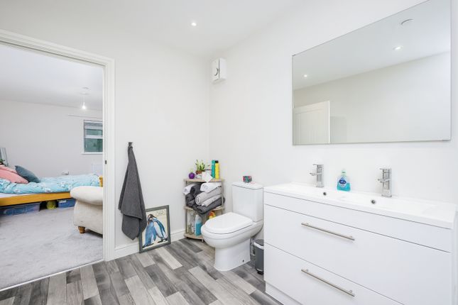 Flat for sale in Arundel Crescent, Plymouth