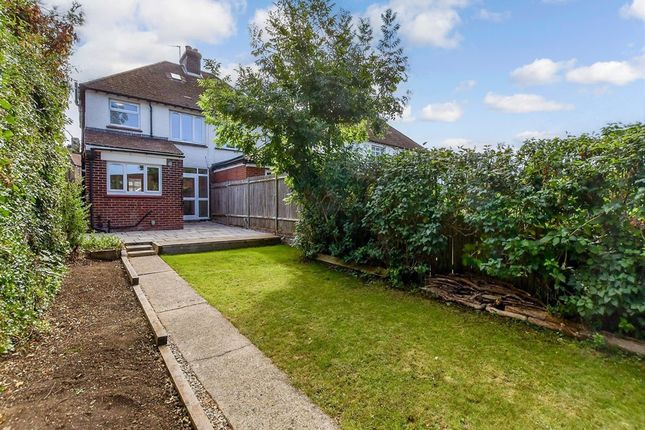 Moncktons Avenue, Maidstone photo 2