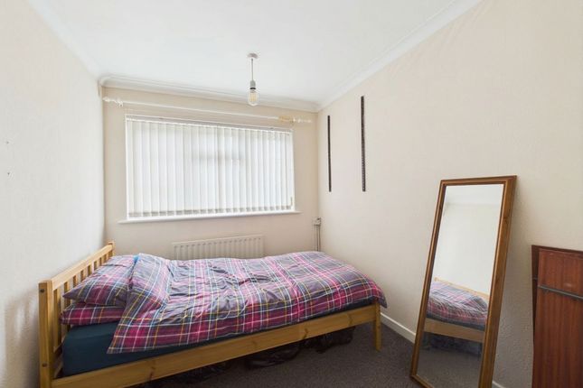 43 Thetford Close, Nottingham photo 5