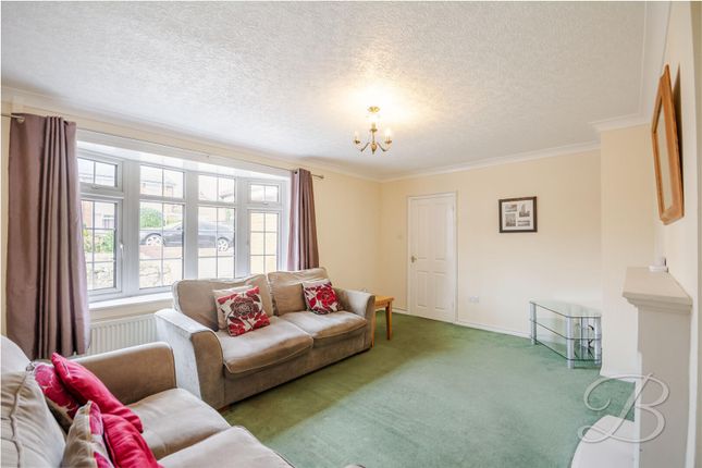 71, Derwent Avenue, Mansfield photo 3