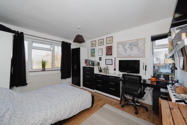 Detached house for sale in Larchwood Close, Banstead