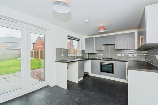 19, Hawthorn Close, Boston photo 3