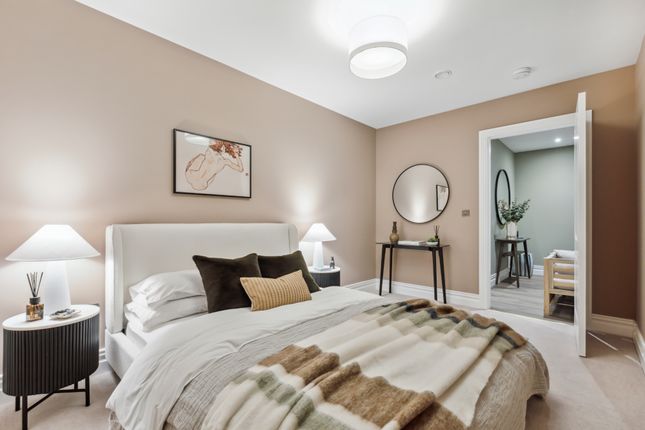 3-bed flat on The Link Apartments, Plot 8.04 The Link Apts Brent Park Road, London, £655,000