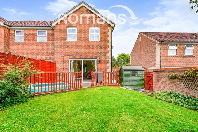 3, Pickford Way, Swindon photo 5