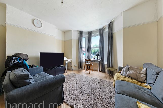 Thumbnail Flat for sale in Beulah Crescent, Thornton Heath