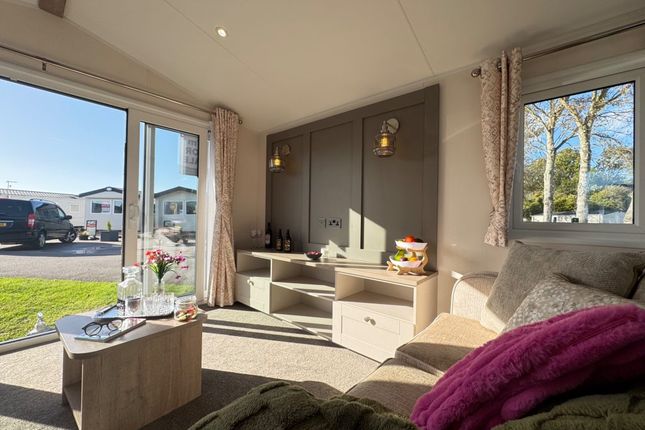 2-bed caravan on Pevensey Bay, £139,995