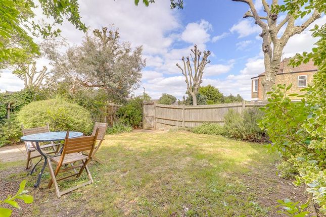 53c Inchmery Road, Catford photo 3