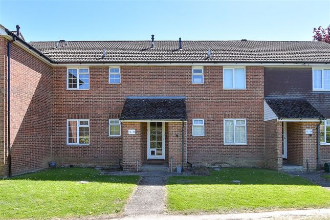 1-bed flat on Elmbridge Road, Cranleigh, £140,000