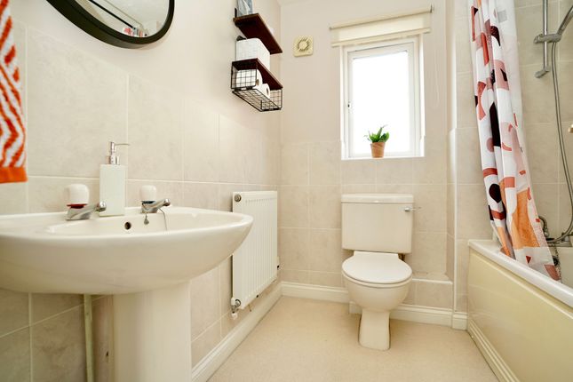 End terrace house for sale in Robertson Way, Huntingdon, Cambridgeshire.