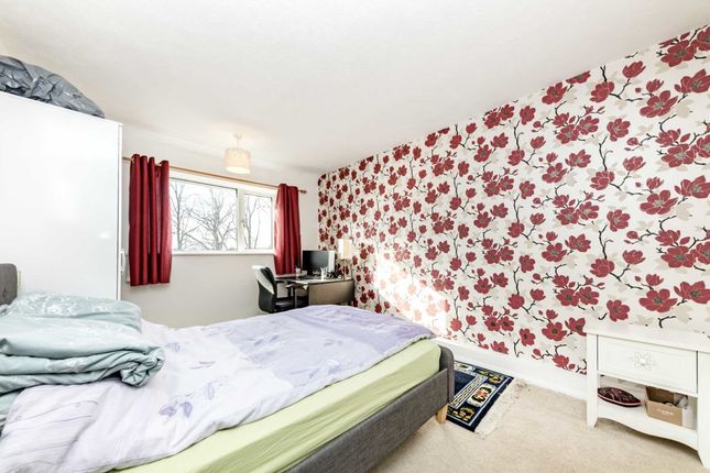 Semi-detached house for sale in Grove Crescent, Feltham