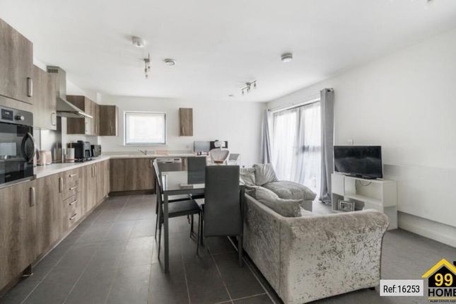 62, Blueberry Court, Rainham photo 2