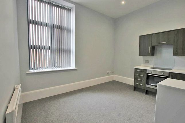 Flat 9 Farringford House 421, Grimsby Road, Cleethorpes photo 4