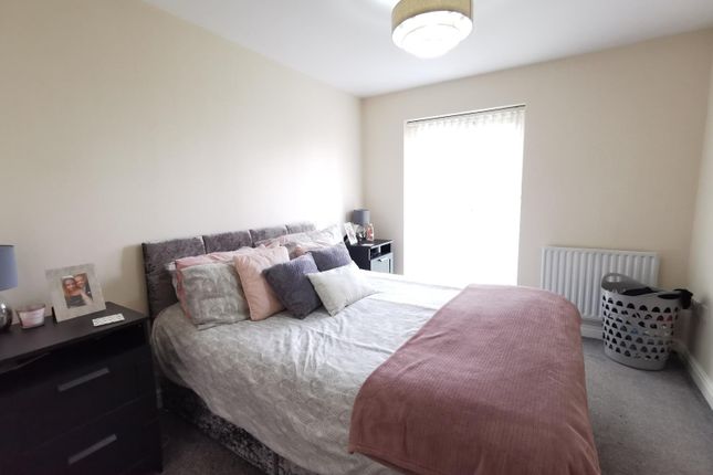 2, Marshalls Court, Leeds photo 4