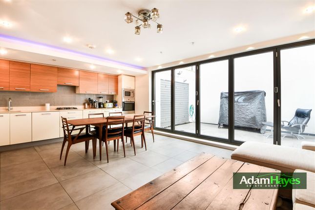 Thumbnail Detached house for sale in Brompton Mews, London