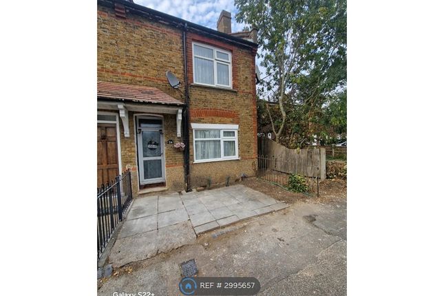 Brickfield Lane, Harlington, Hayes photo 2
