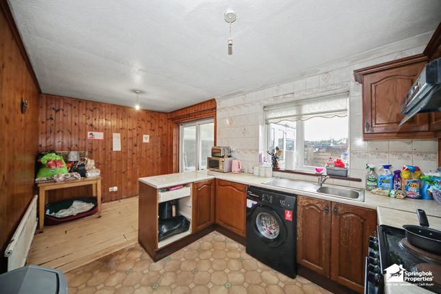 Annesley Cresent, Wigan photo 4