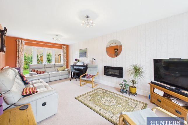 58, Green Meadows Drive, Filey photo 3