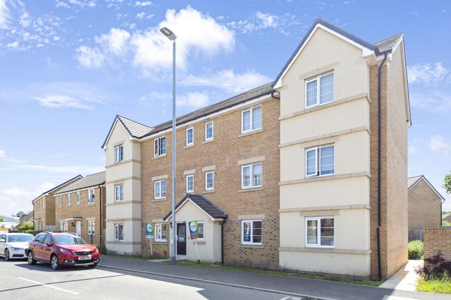Thumbnail Flat for sale in Montacute Road, Yeovil