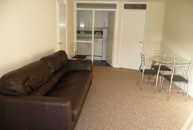 20 Cavendish House, Eastgate Gardens, Guildford photo 5
